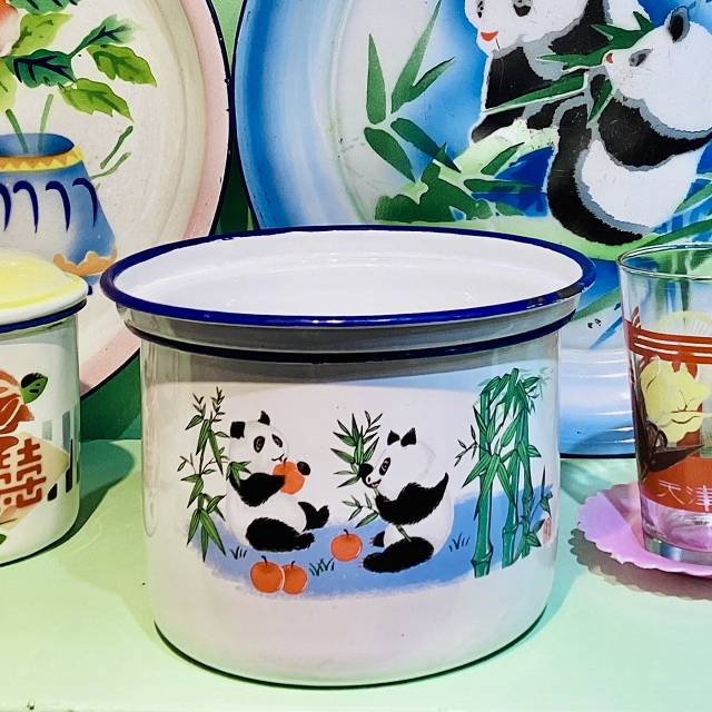 1982sヴィンテージチャイナ琺瑯/皿蓋付きカップ/熊猫/パンダ